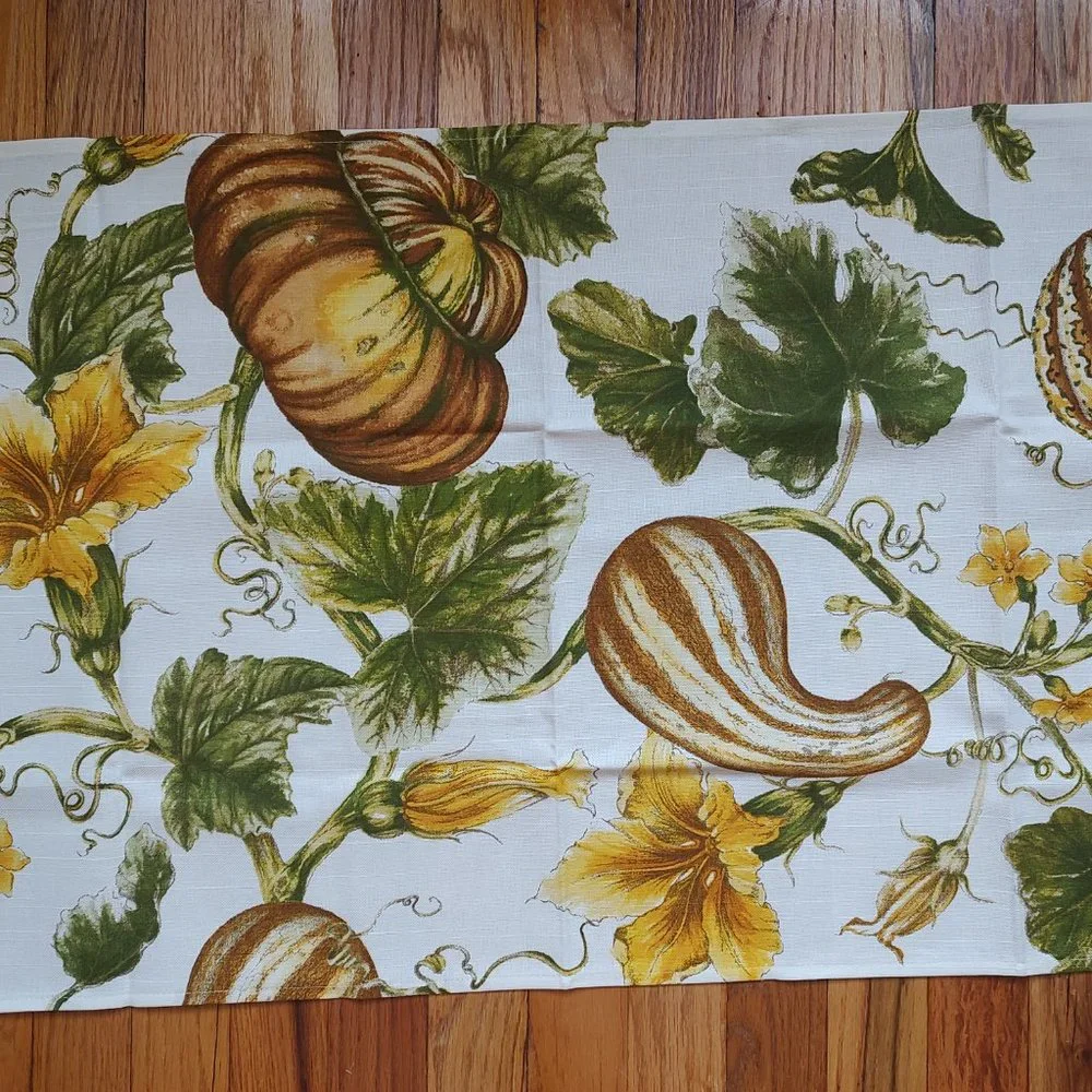 Williams Sonoma 2 Botanical Pumpkin and Gourd Print Towels Set Towel White Green